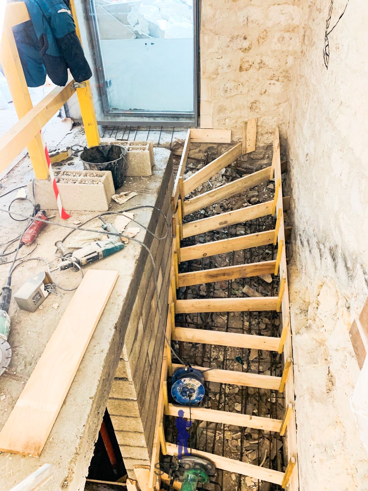 Escalier en béton réalisé sur mesure